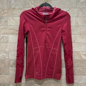 Athleta Twist 1/2 Zip Technical Pullover Hoodie